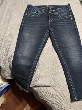 Silver Jeans Dark Blue Cropped Ankle Jeans